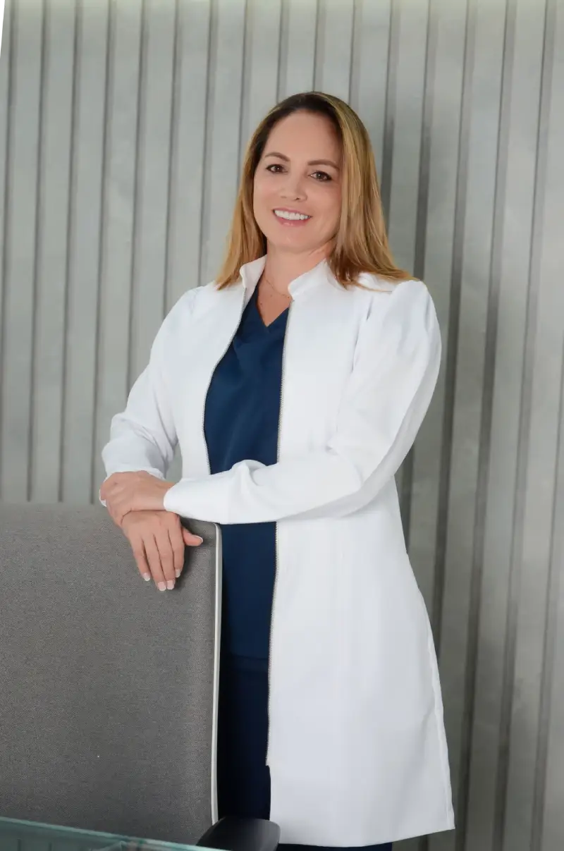 Dra. Adriana córdoba Cirujana plastica en cali | Cirugía estética en Cali 